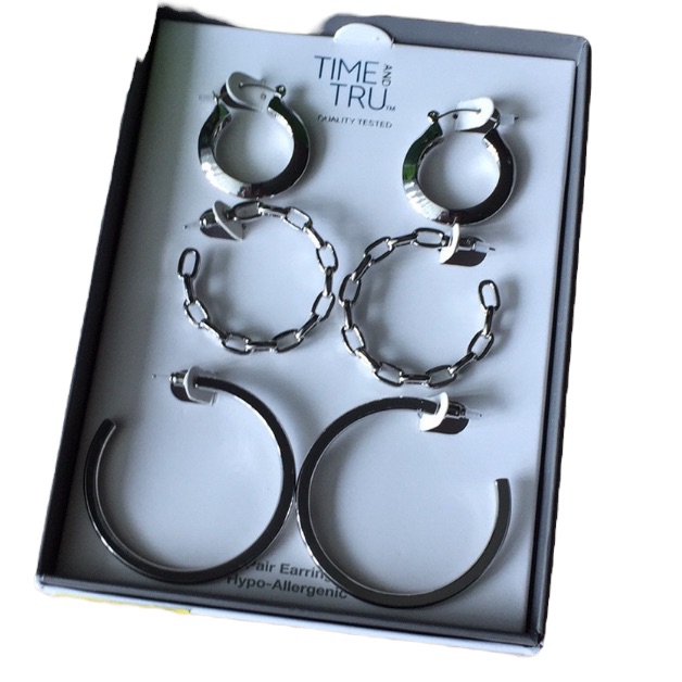 Silver-Tone Pierce Hoop Earrings 14$
